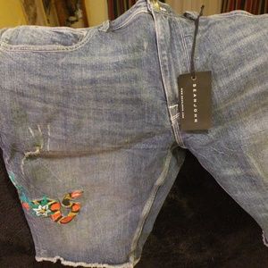 Sean john  embroidered  shorts
